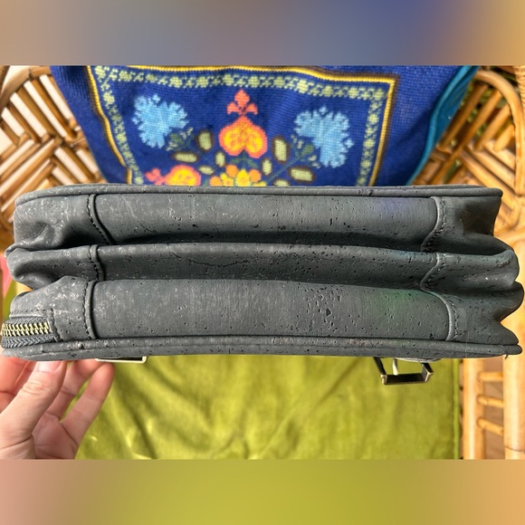 Laflore Paris Bobobark Convertible Bag - Picture 13 of 13